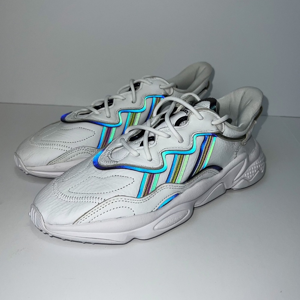 Adidas Originals Ozweego Cloud White Holographic Sneakers Unisex Men’s Size 7